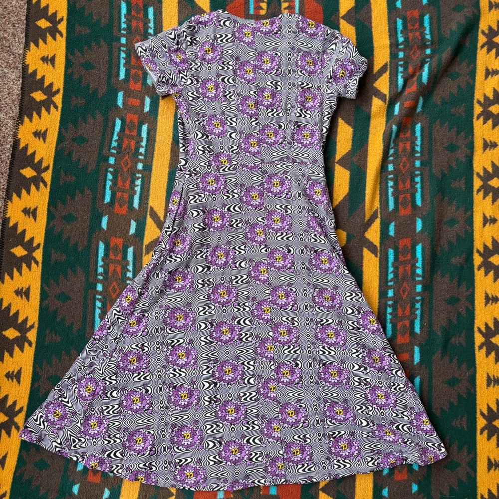Nooworks Purple and Black Patterned Midi Dress - Picture 2 of 5